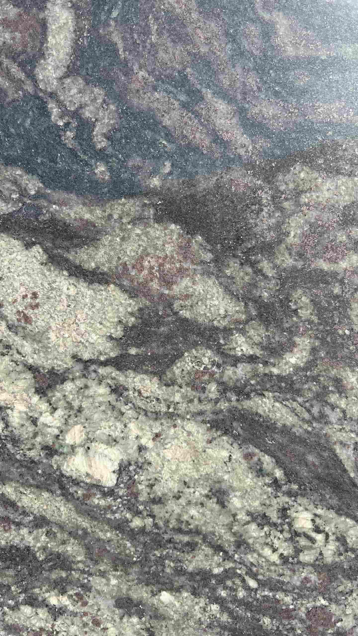 delirium-closeup-granite