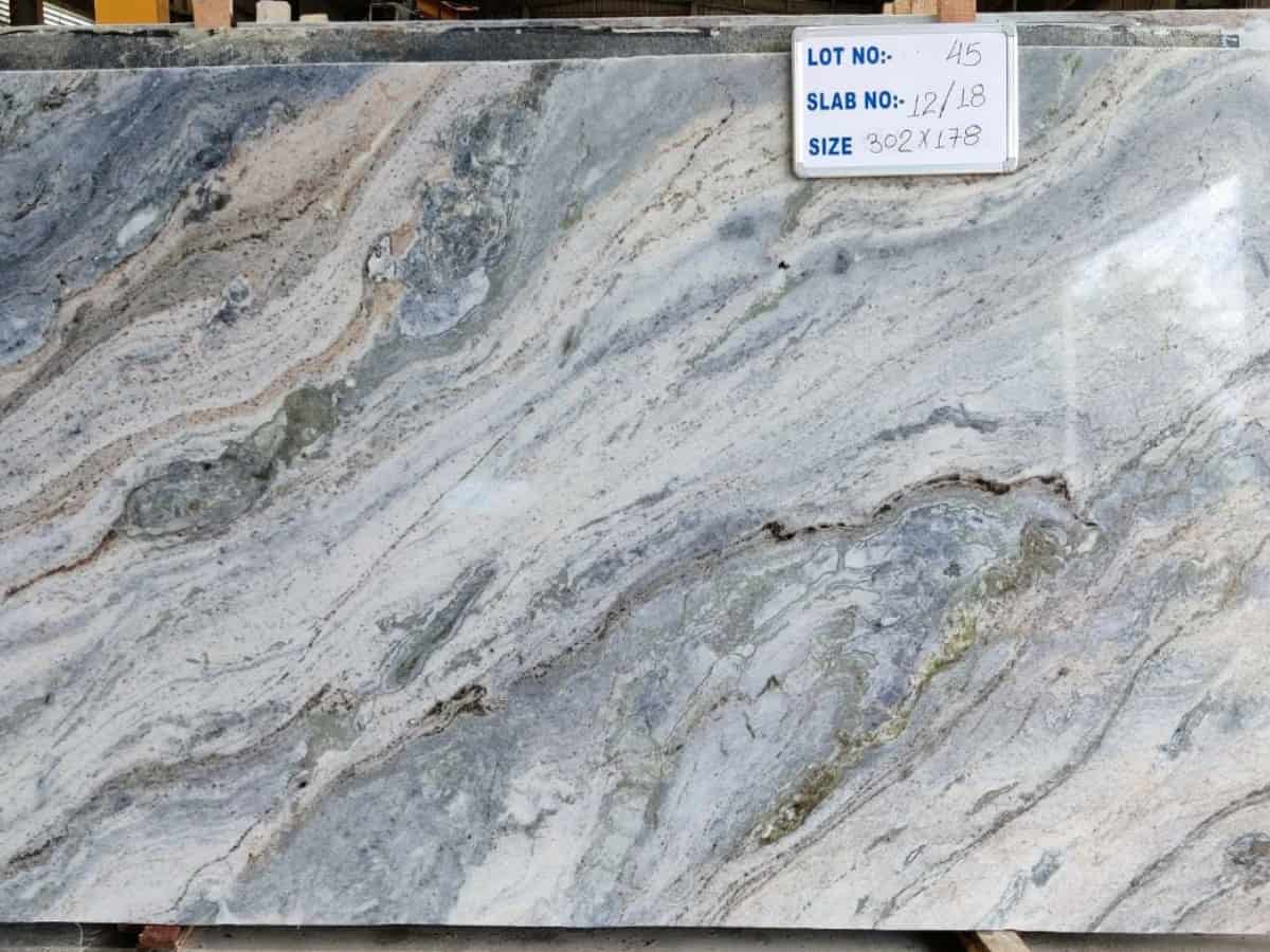 Differences between Marble and Quartz